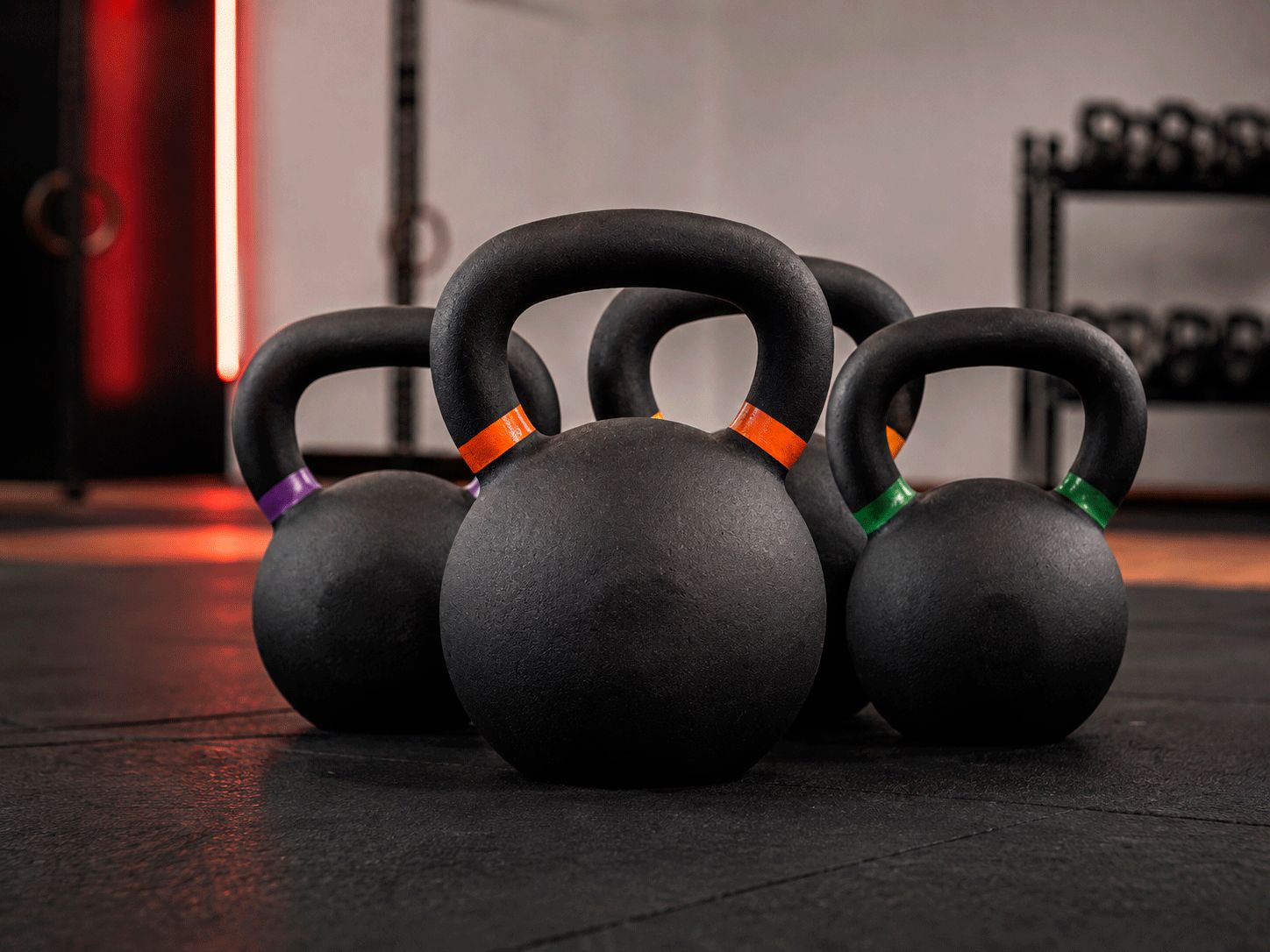 Entrenamiento de fuerza con kettlebells en grupos reducidos en Centro Deportivo Tetsu Málaga